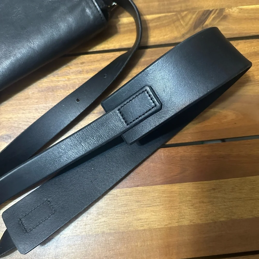 Coach Black Leather Messenger Bag 70226